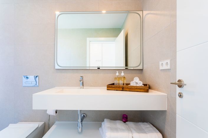 Image No.20-2 Bed Apartment for sale