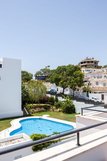 Image No.4-4 Bed Townhouse for sale