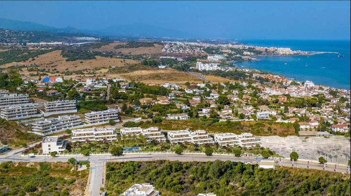 Image No.30-2 Bed Apartment for sale