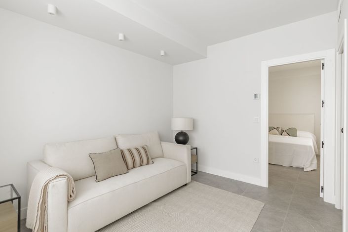 Image No.8-3 Bed Apartment for sale