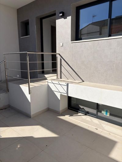 Image No.4-3 Bed Townhouse for sale