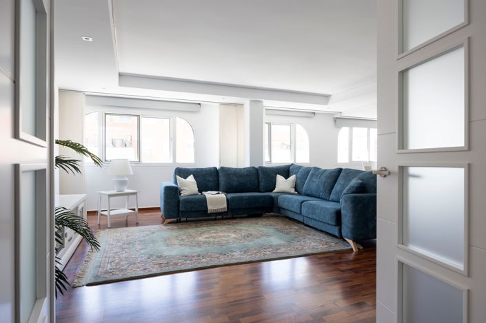 Image No.1-6 Bed Penthouse for sale