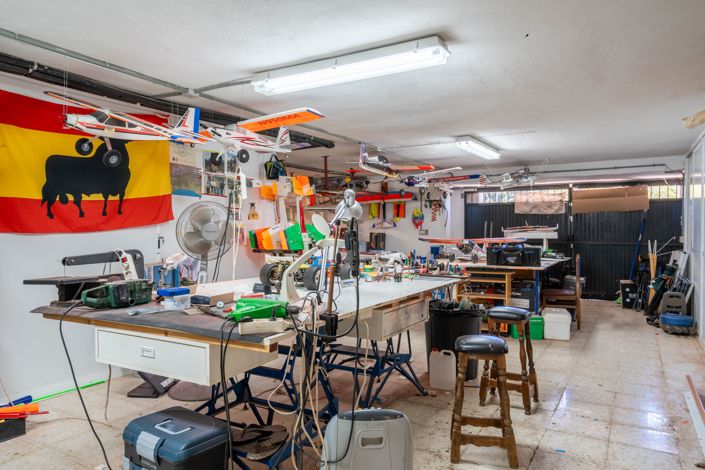 Image No.27-7 Bed Villa for sale