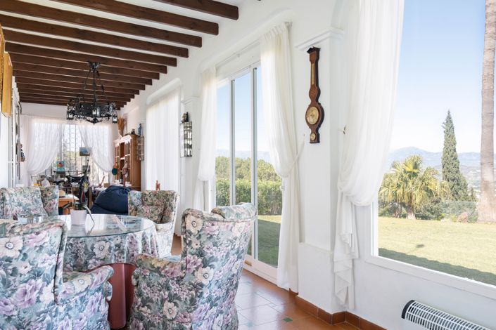 Image No.6-7 Bed Villa for sale