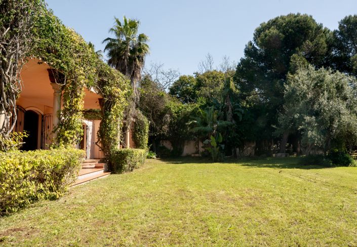 Image No.3-5 Bed House for sale