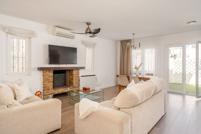 Image No.1-2 Bed Townhouse for sale