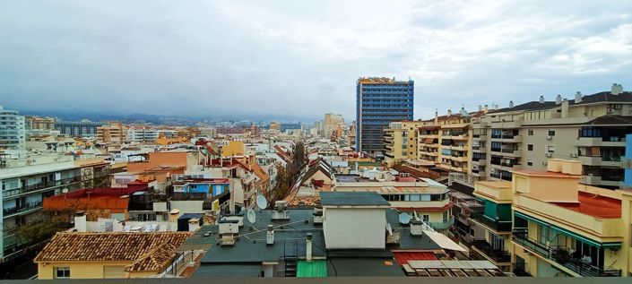 Image No.29-4 Bed Apartment for sale