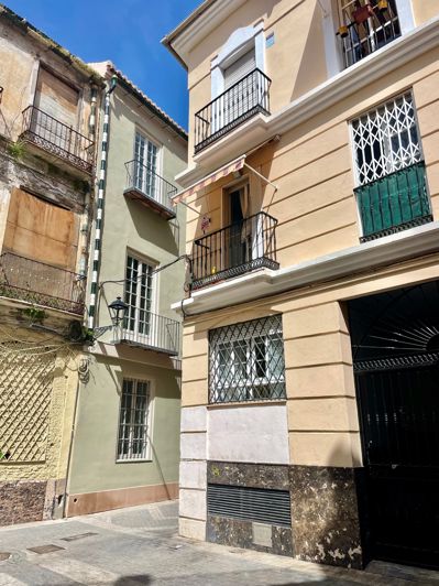 Image No.1-3 Bed Apartment for sale