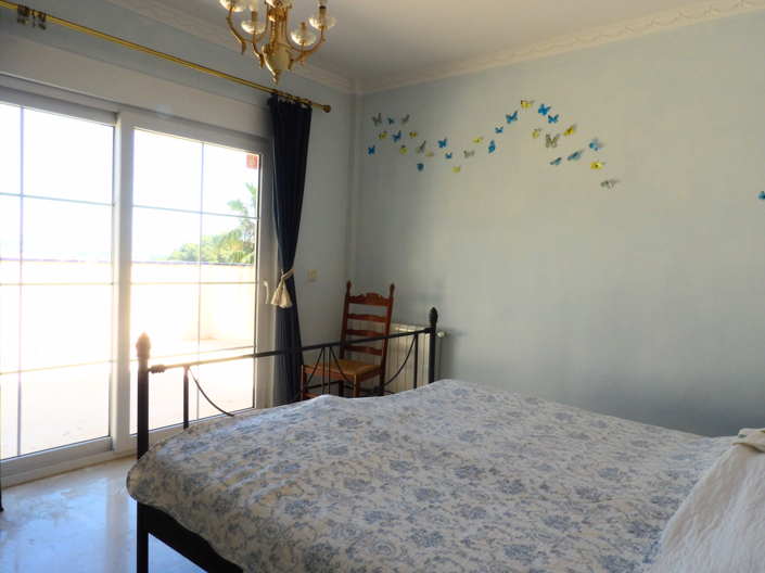 Image No.12-3 Bed Villa for sale