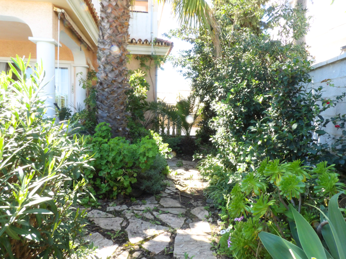 Image No.19-3 Bed Villa for sale