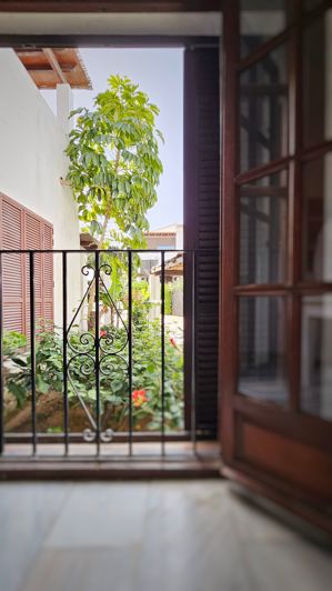 Image No.5-2 Bed House for sale