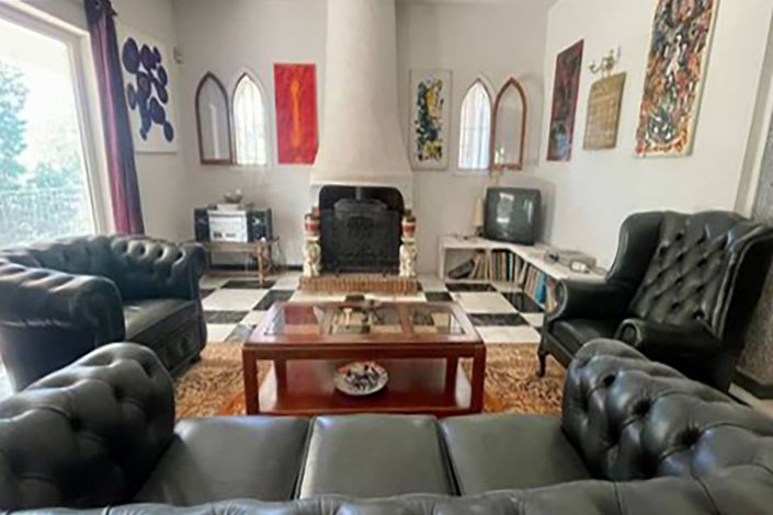 Image No.1-6 Bed Villa for sale