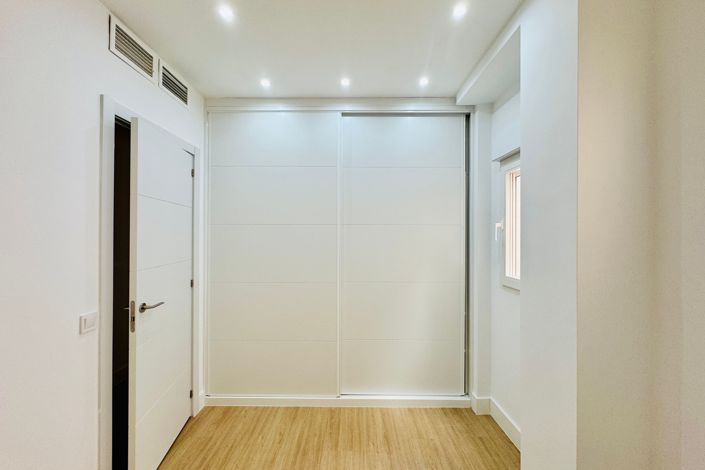 Image No.15-3 Bed Apartment for sale