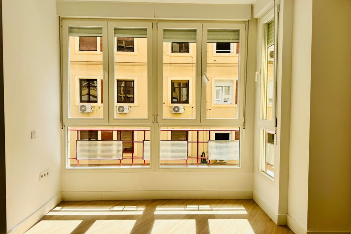 Image No.5-3 Bed Apartment for sale