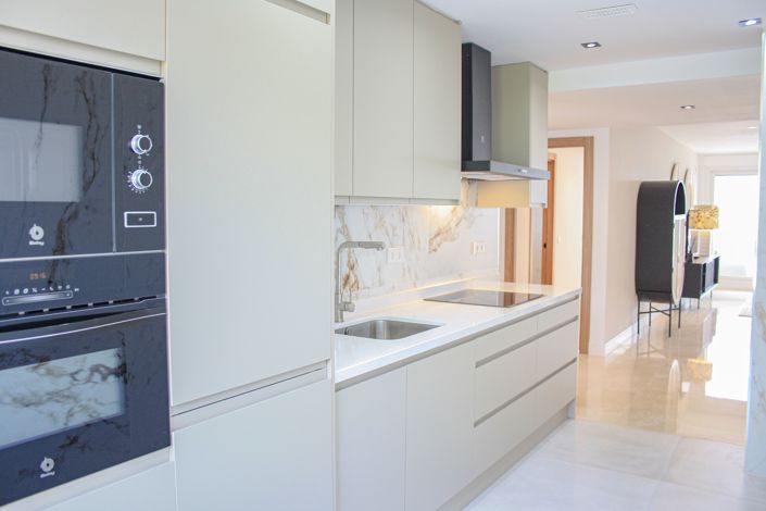 Image No.13-2 Bed Apartment for sale