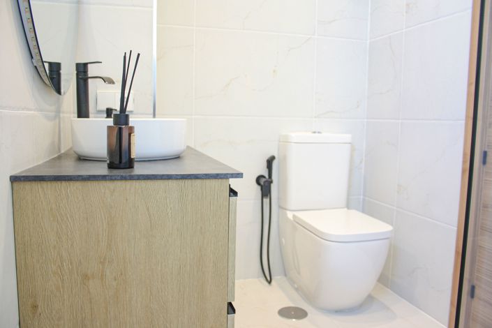 Image No.18-2 Bed Apartment for sale