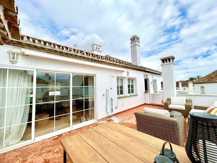 Image No.1-Penthouse de 2 chambres à vendre à Estepona
