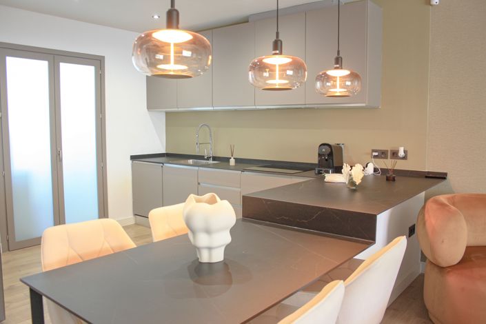 Image No.13-4 Bed Penthouse for sale