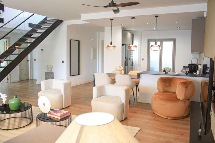 Image No.1-4 Bed Penthouse for sale