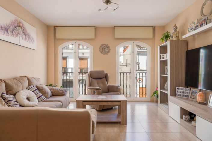 Image No.1-2 Bed Apartment for sale