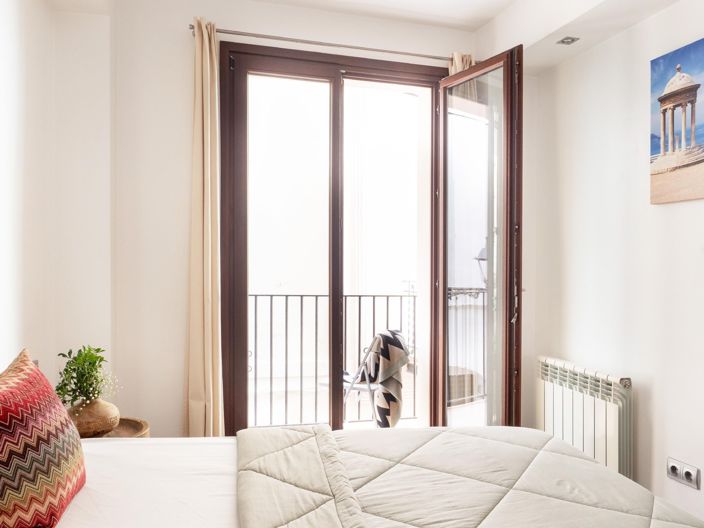 Image No.8-2 Bed Apartment for sale