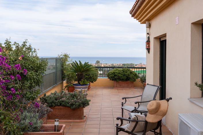 Image No.1-4 Bed Penthouse for sale