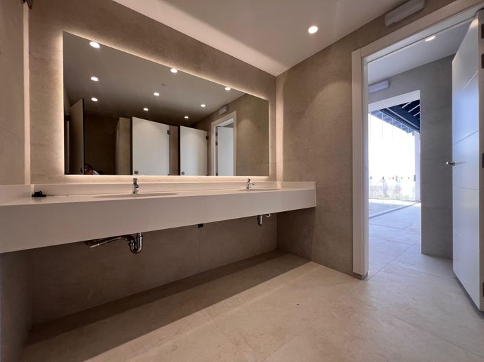 Image No.19-Restaurant for sale