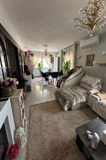 Image No.17-5 Bed Apartment for sale