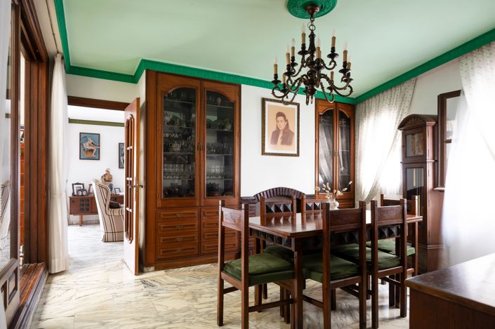 Image No.20-8 Bed House for sale