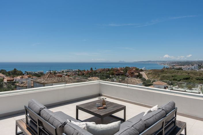 Image No.1-Maison de 5 chambres à vendre à Estepona