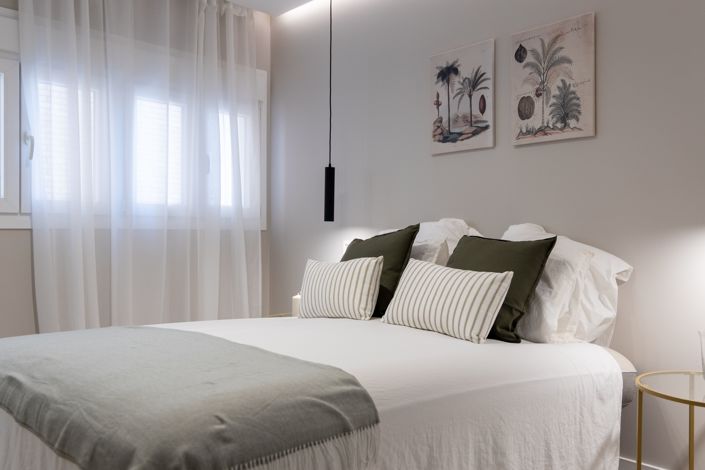 Image No.20-3 Bed Apartment for sale