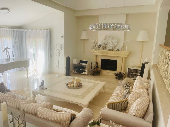 Image No.3-Villa de 5 chambres à vendre à Benahavis