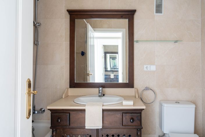 Image No.14-2 Bed Apartment for sale