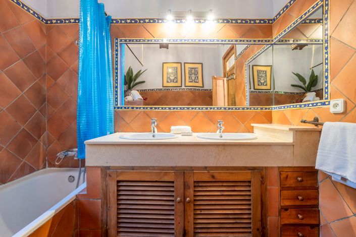 Image No.23-Maison de 6 chambres à vendre à Sayalonga