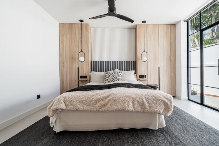 Image No.10-Villa for sale