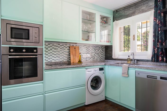 Image No.14-2 Bed Townhouse for sale