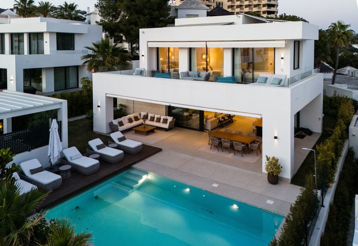 Image No.1-Villa de 4 chambres à vendre à Marbella