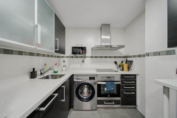 Image No.29-2 Bed Apartment for sale