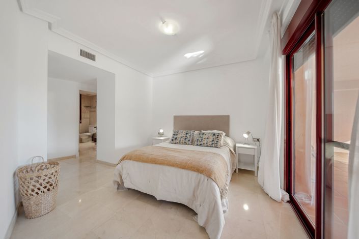 Image No.8-2 Bed Apartment for sale