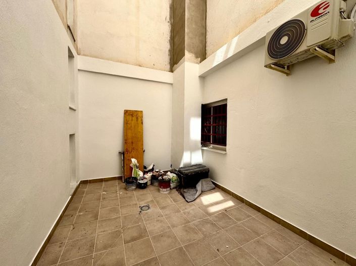 Image No.13-1 Bed Studio for sale