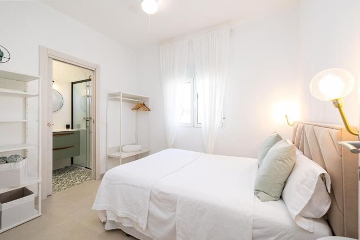 Image No.8-Maison de campagne de 8 chambres à vendre à Málaga City