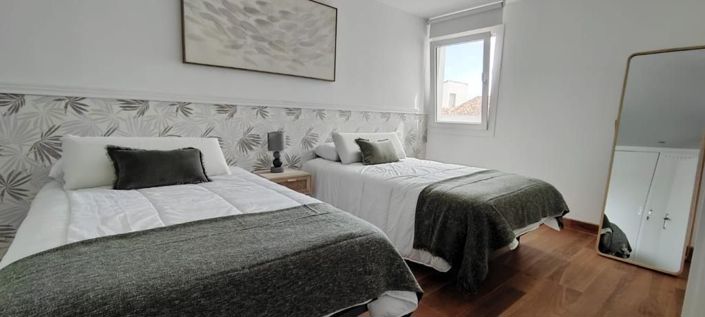 Image No.12-2 Bed Apartment for sale