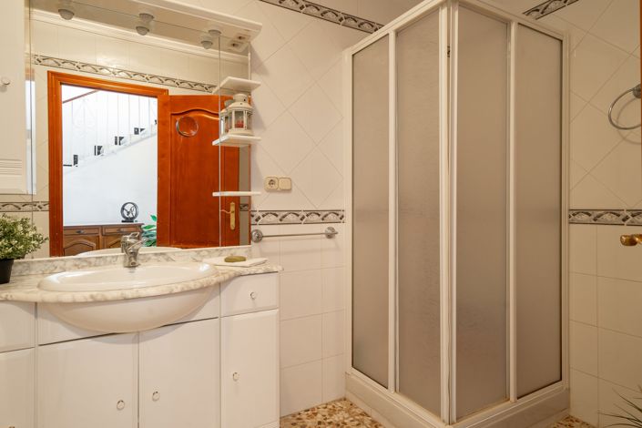 Image No.11-Maison de 5 chambres à vendre à Tolox