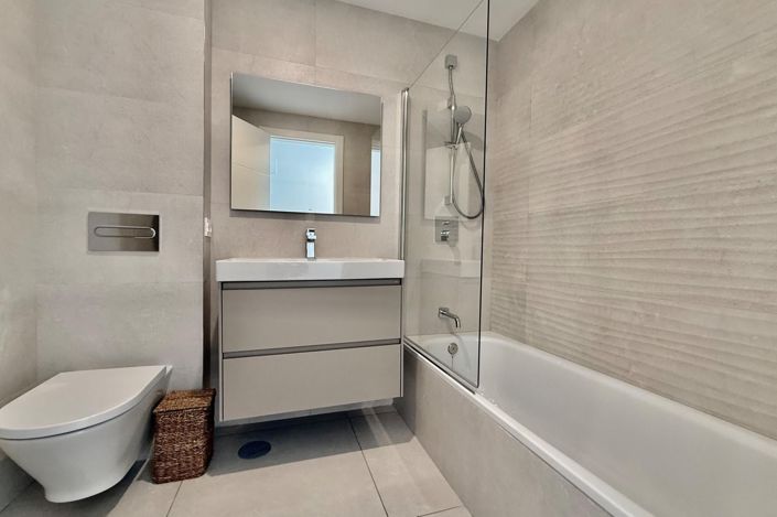 Image No.16-2 Bed Apartment for sale