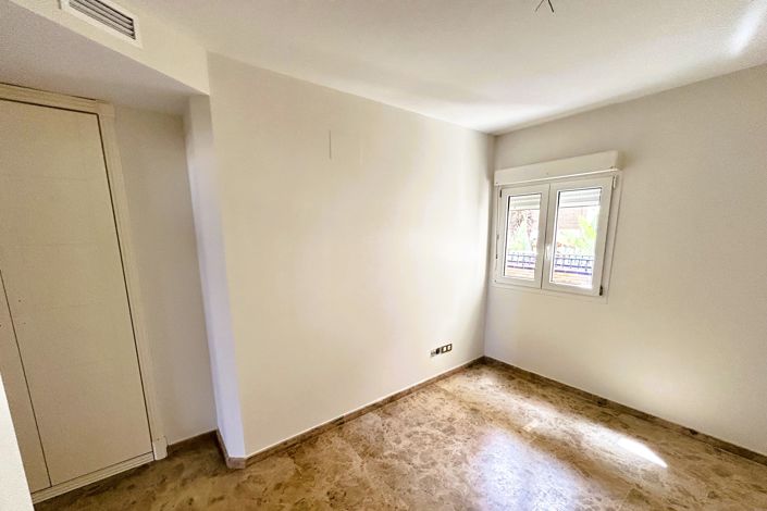 Image No.15-2 Bed Apartment for sale