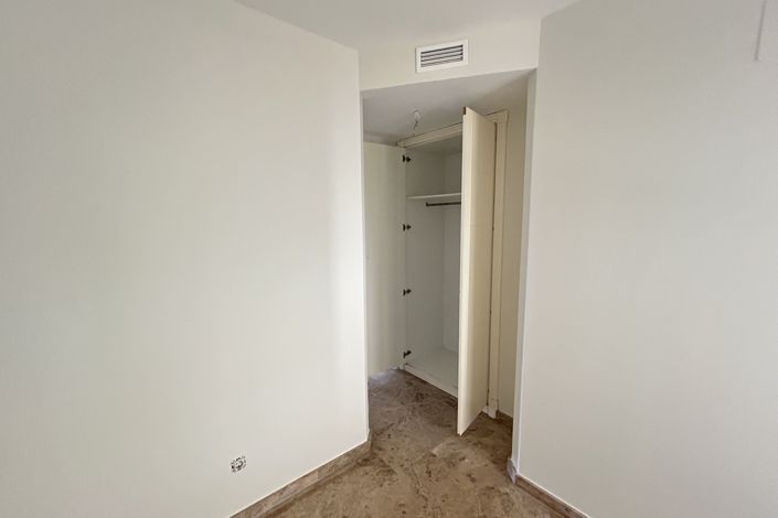 Image No.22-2 Bed Apartment for sale