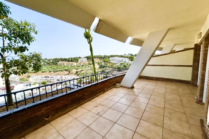 Image No.4-2 Bed Apartment for sale