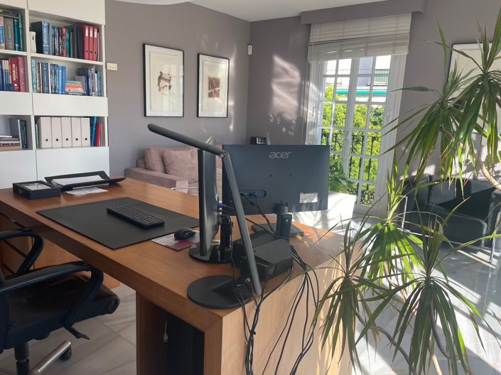 Image No.28-3 Bed Apartment for sale