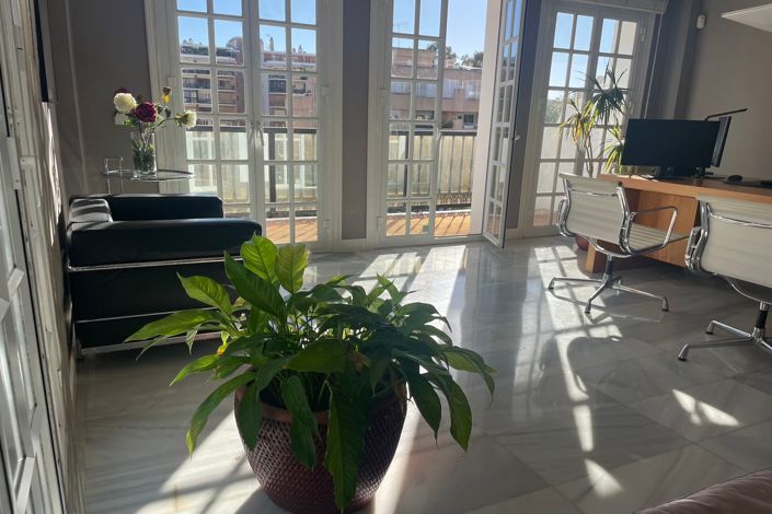 Image No.29-3 Bed Apartment for sale