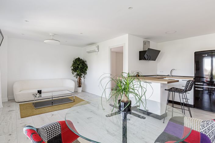 Image No.6-2 Bed Apartment for sale